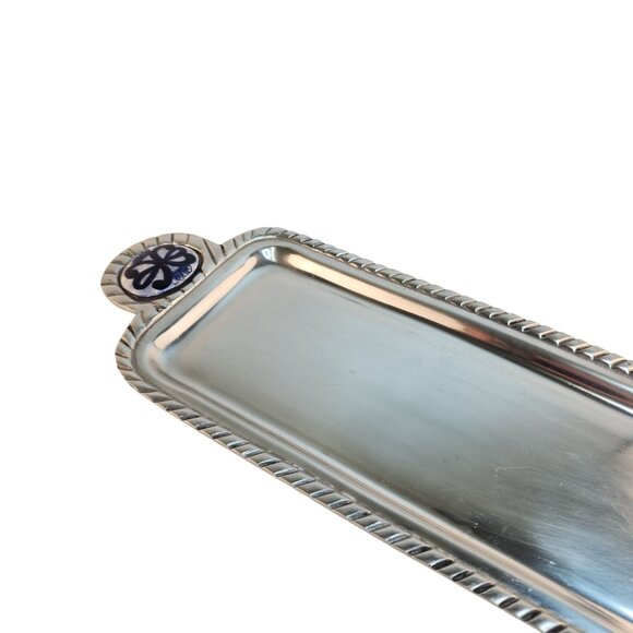 Decorative Aluminum Serving Tray With Hand-Painted Ceramic Talavar Handle Accent - Picture 8 of 11